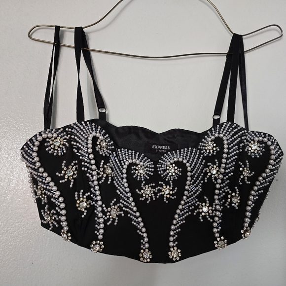 Halter - Picture 2 of 2